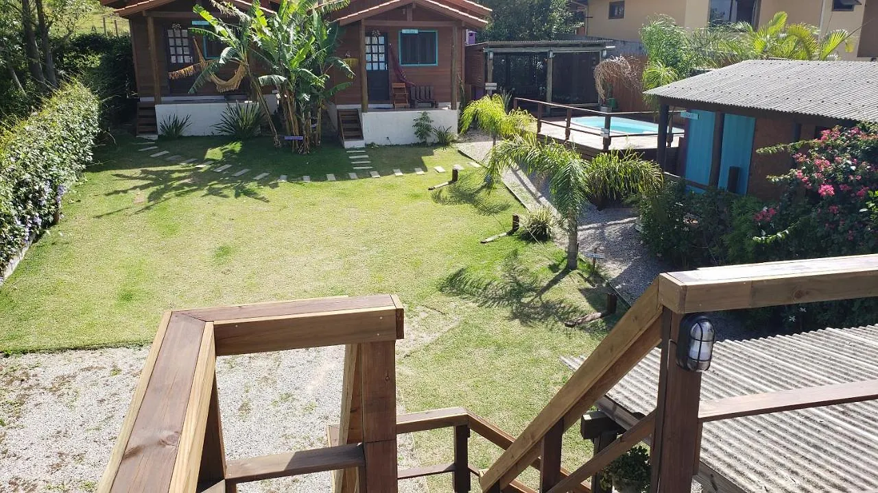 ** Casa de hóspedes Hindu Box Containers E Cabanas Praia do Rosa Brasil