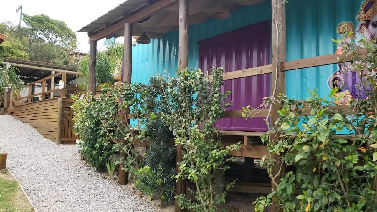Hindu Box Containers E Cabanas Praia do Rosa Brasil
